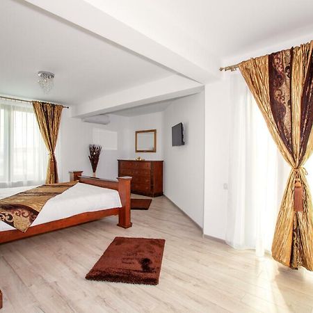 Casa Romeo&Julieta Hotel Haţeg Exterior foto