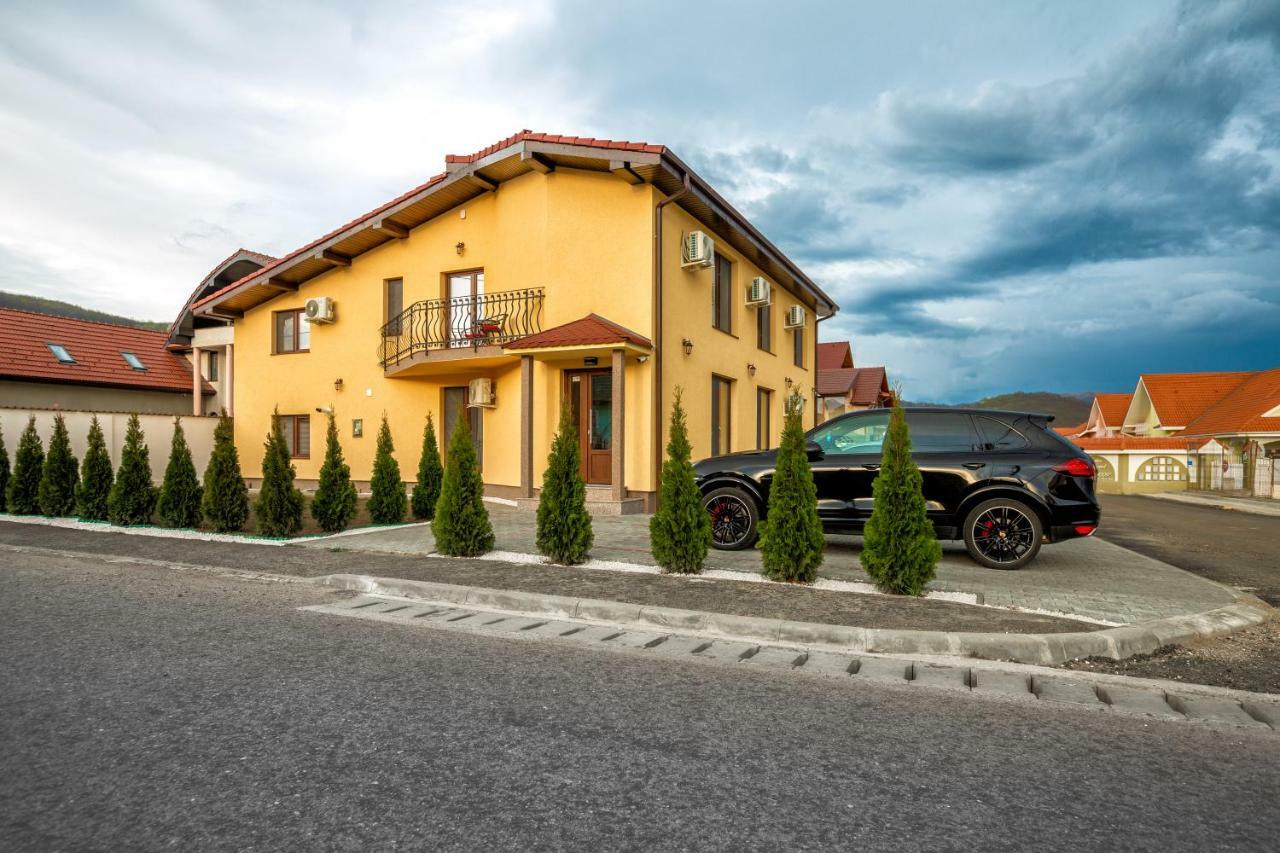 Casa Romeo&Julieta Hotel Haţeg Exterior foto